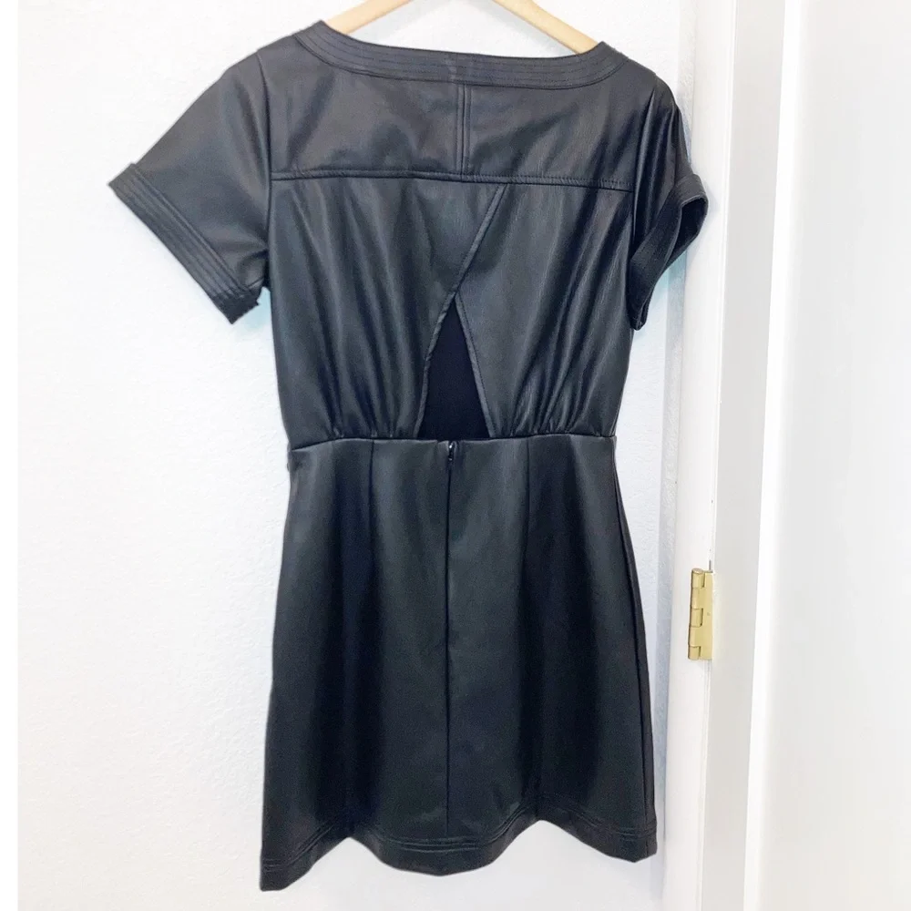 ANTHROPOLOGIE Faux Leather wrap mini dress Black/Noir SZ: 6 - Picture 12 of 13